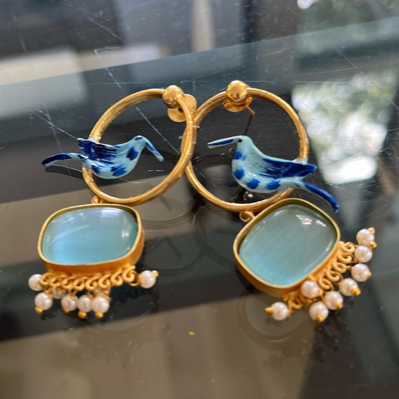 Unique Bird Dangle Earrings - Picture 1 of 5